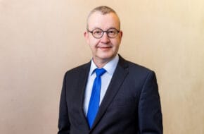 UroSkop: Dr. Axel Belusa bekräftigt Kandidatur für Präsidentschaft im Berufsverband der Deutschen Urologie